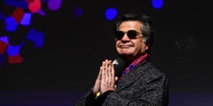 This Oscar-nominated filmmaker wants to go back to Iran. Even if prison, and war, await.