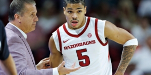 Rival Coach Makes Major Darius Acuff Claim After Arkansas-Texas