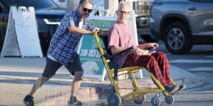 Andy Dick reveals he was clinically dead after December overdose on podcast