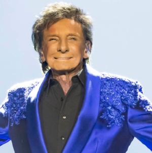 Barry Manilow shares health update after ‘agony’ of cancer surgery recovery
