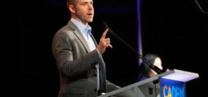 California Democratic leader urges weak gubernatorial hopefuls to bow out