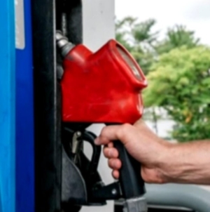 Gas prices across the U.S. jump 11 cents per gallon, AAA says