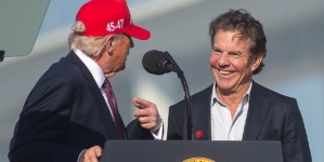 Actor Dennis Quaid joins Trump on stage at Texas campaign rally event