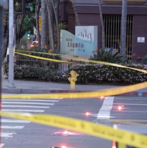 Intense Santa Ana winds pound Southern California