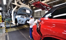 Industrial producer prices drop nearly 3 percent