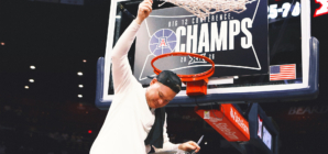 Last Night in College Basketball: Arizona Wins Big 12 With W Over Iowa State